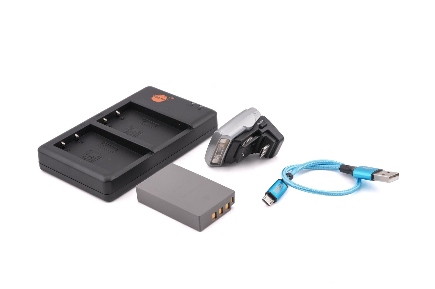 Olympus PEN E-PM2 + FL-LM1 Flash