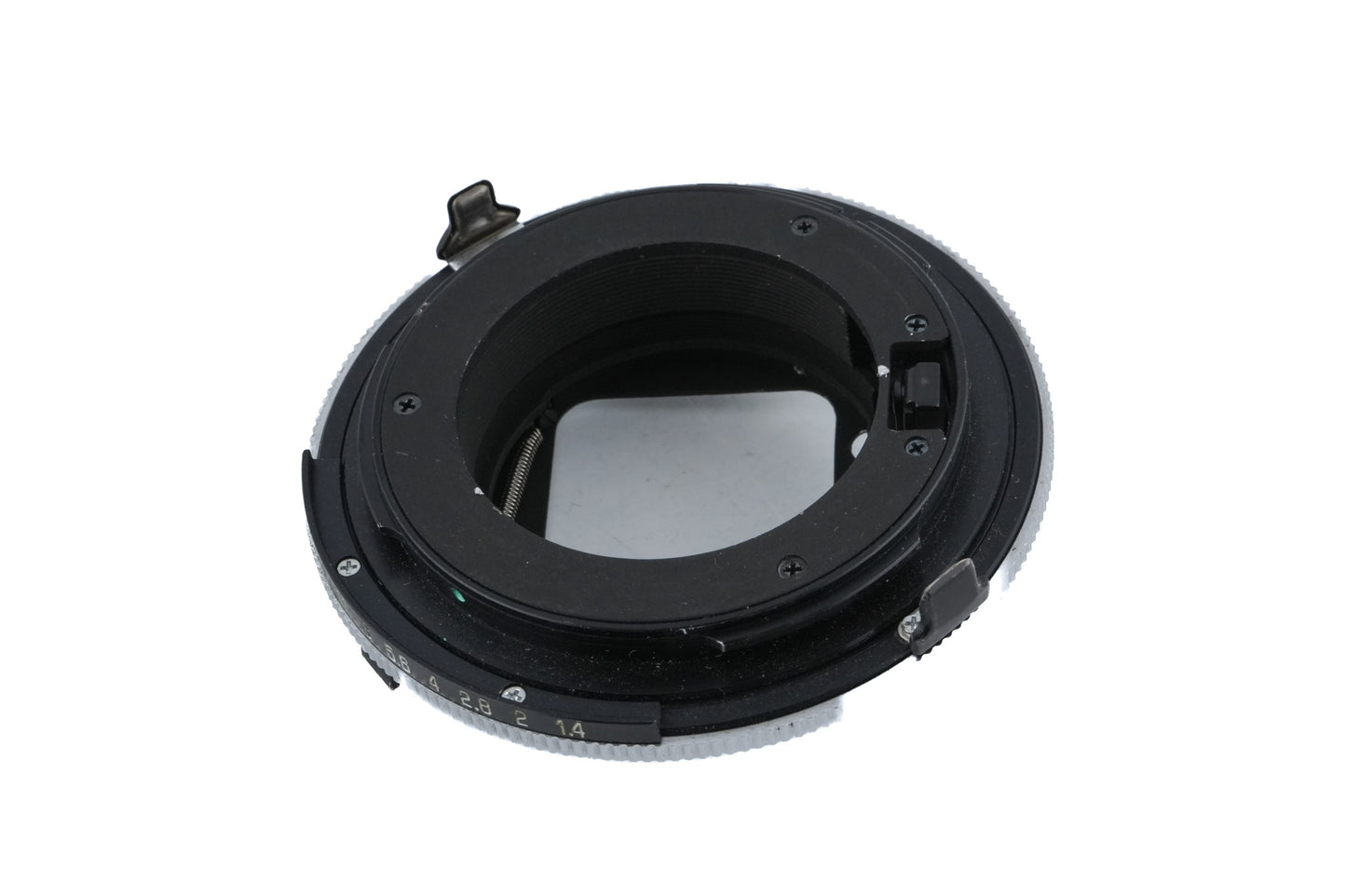 Tamron Adaptall 2 - Minolta MD Adapter