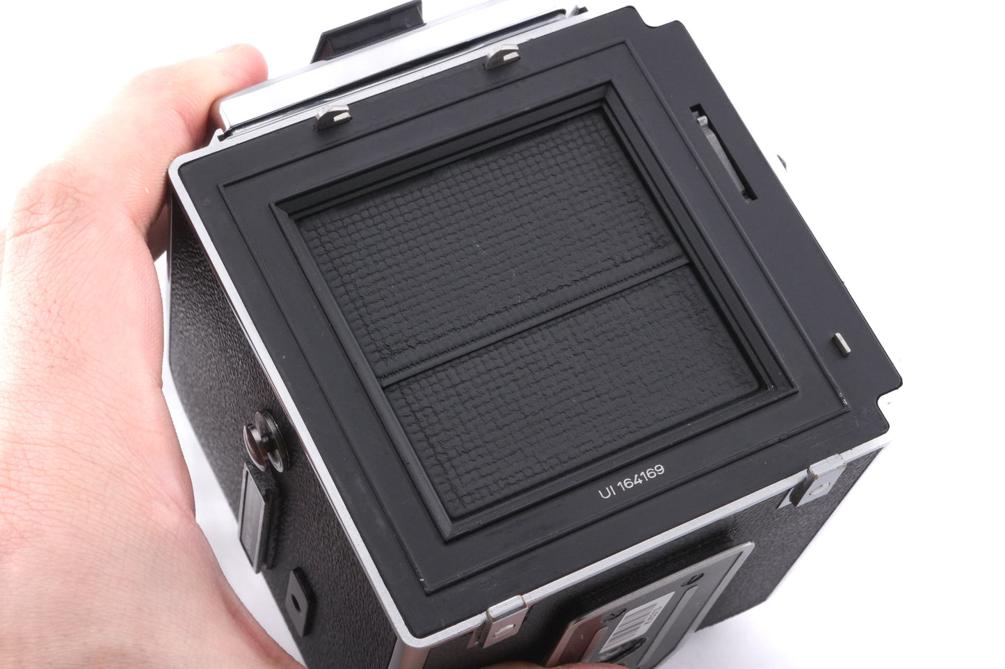 Hasselblad 500C/M (Silver, 10026) + A12 Film Magazine (Silver, 30074) + Waist Level Finder (New / Chrome, 42315) + Standard Focusing Screen (42161)