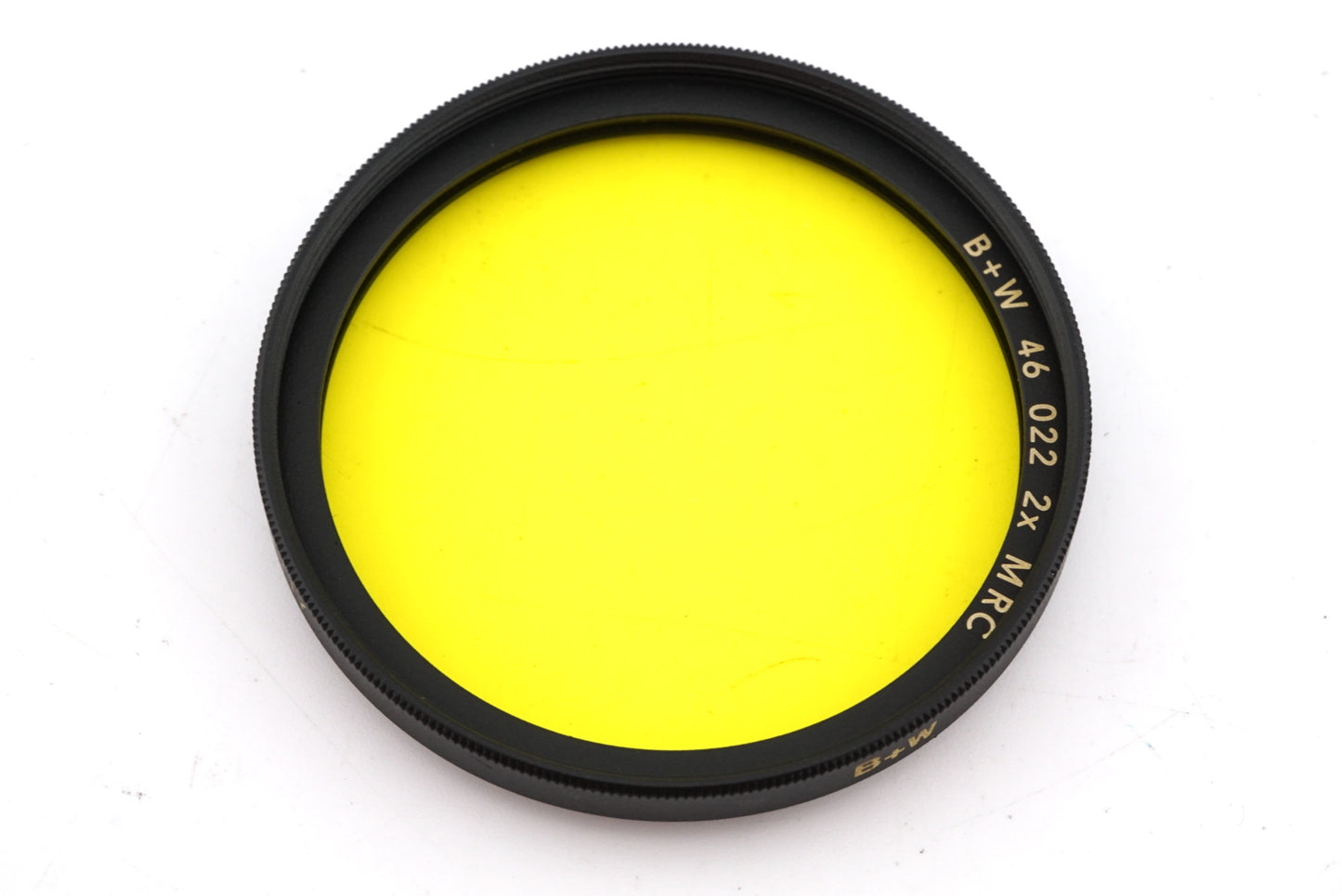 B+W 46mm Yellow Filter 495 MRC 022 - Accessory