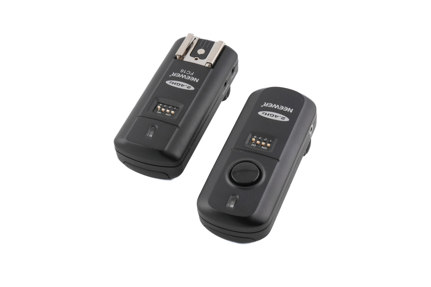 Neewer FC-16 Wireless Flash Trigger - Accessory