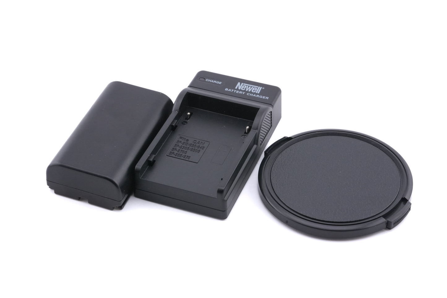 Contax 645 + P25 Digital Back + 80mm f2 Planar T* + MF-1 AE Prism Finder