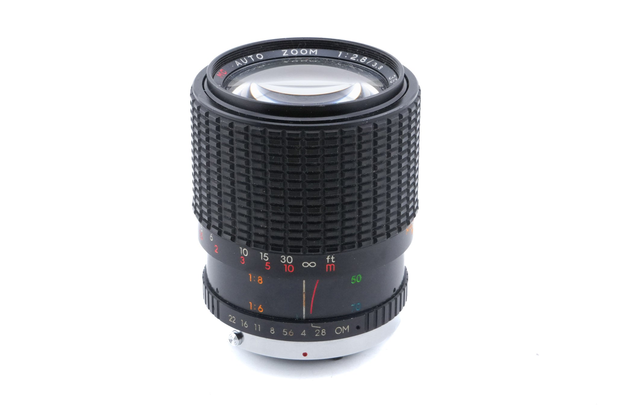 objectif TOKURA MC AUTO-ZOOM ( 1 : 3.9 , 80-200mm 55 mm