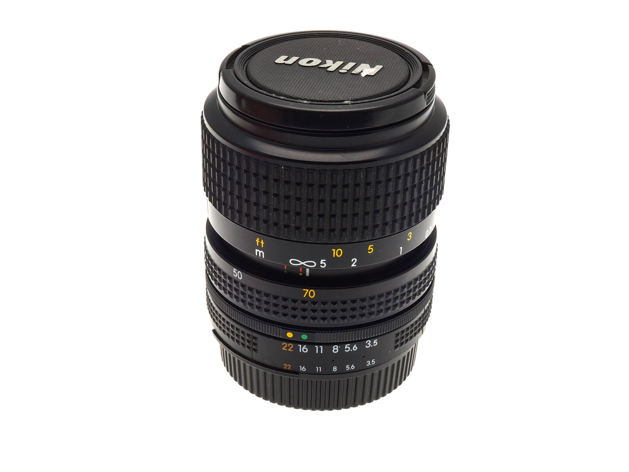 Nikon 35-70mm f3.5-4.8 Zoom-Nikkor - Lens