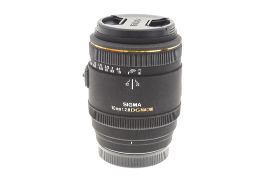 Sigma 70mm f2.8 EX DG Macro - Lens