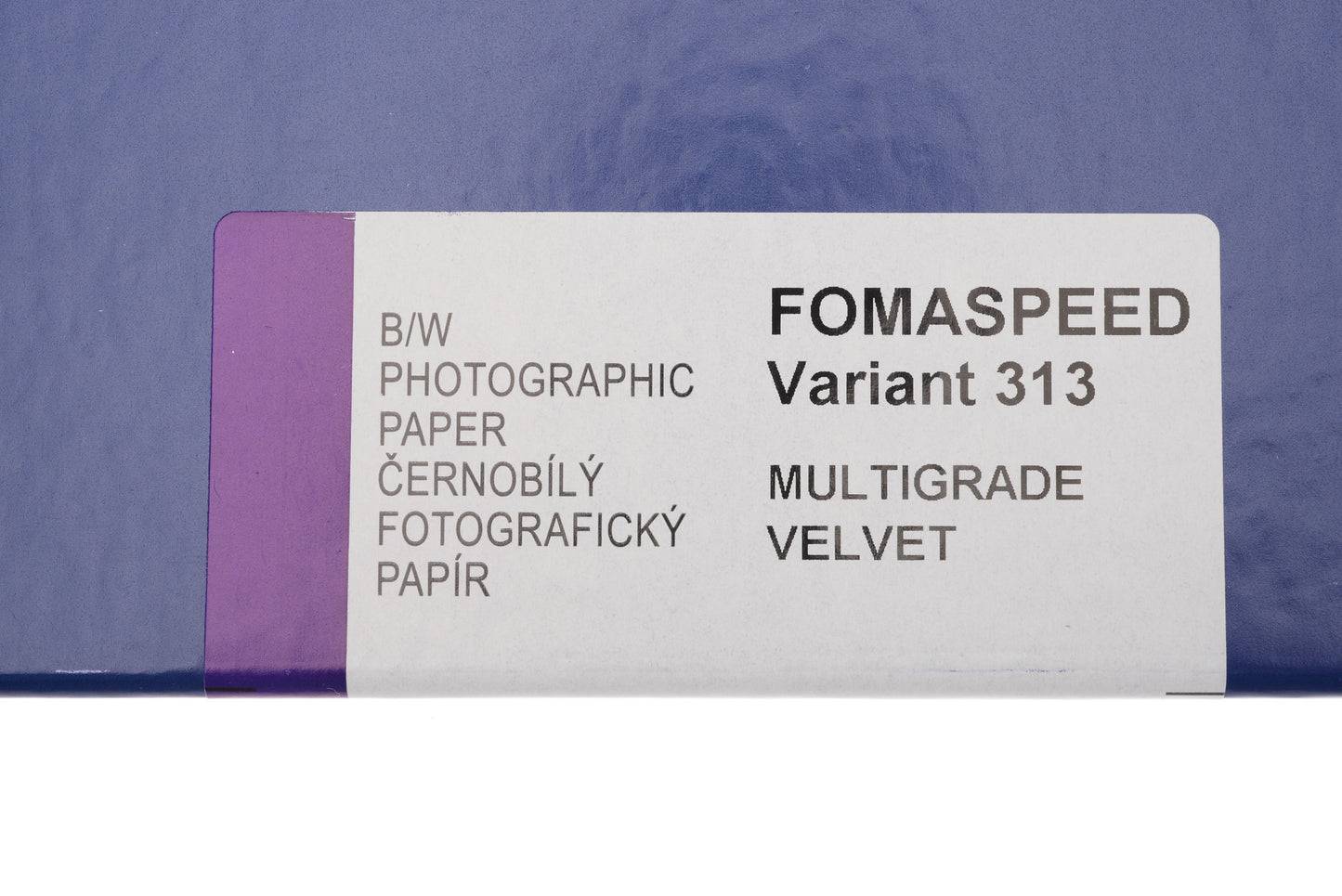 A close-up of a Foma Fomaspeed velvet photographic paper sheet box info on a white background. 50 Sheets per box.