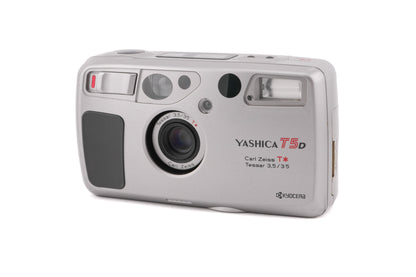 Yashica T5D