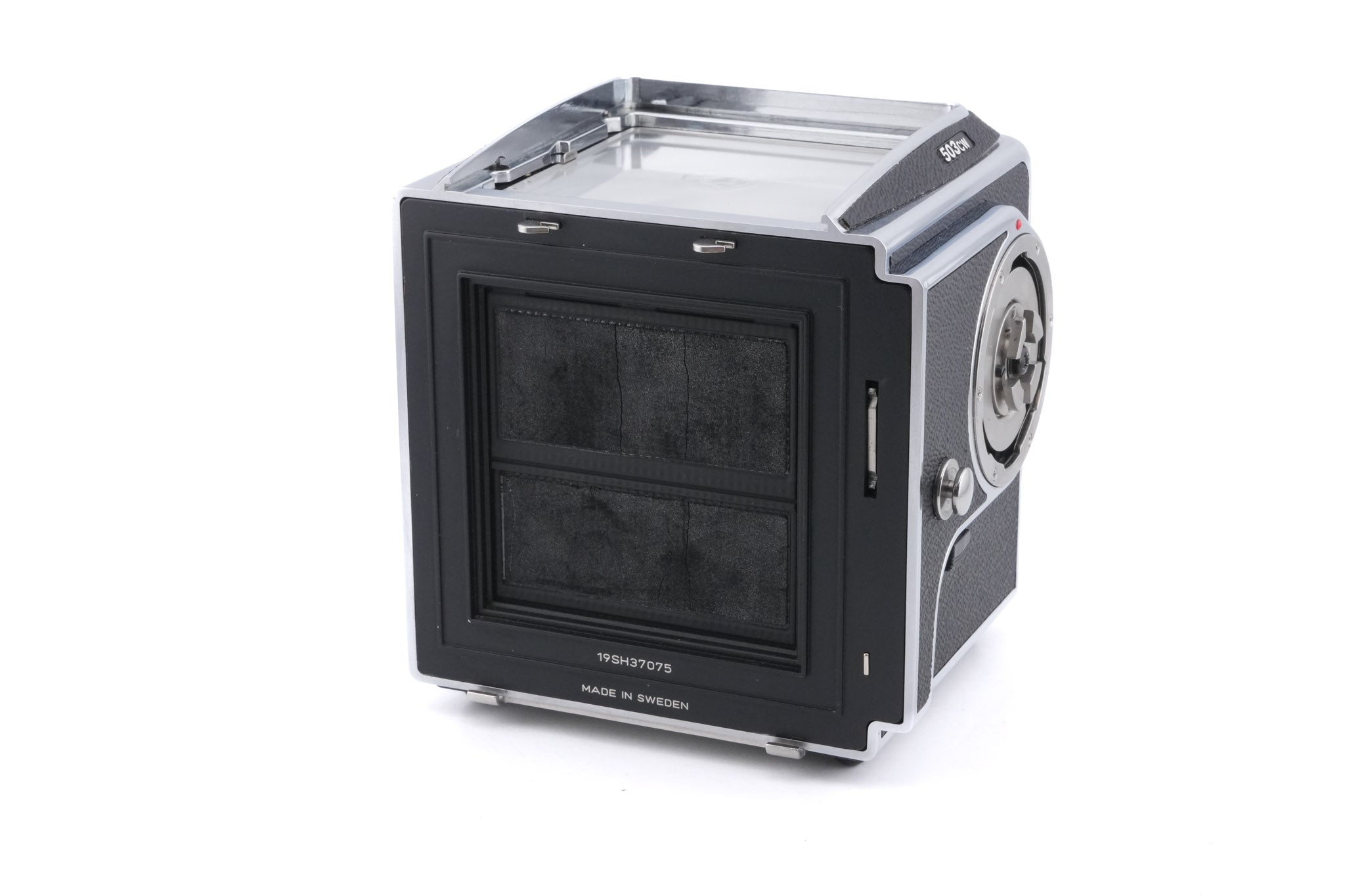 Hasselblad 503CW (Silver, 10243) + A12N Film Magazine + Waist Level Finder (New / Chrome, 42315) + Acute Matte D Microprism / Split Image Focusing Screen (42215) + 80mm f2.8 Planar T* CF (20029) + Winding Crank E (44086)