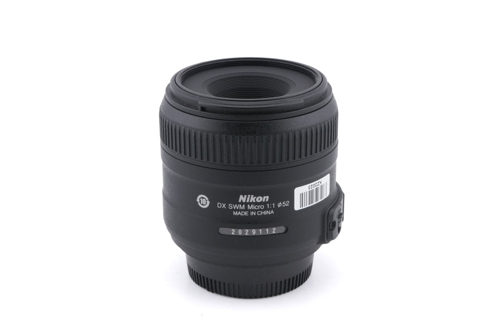 Nikon 40mm f2.8 AF-S Micro Nikkor G