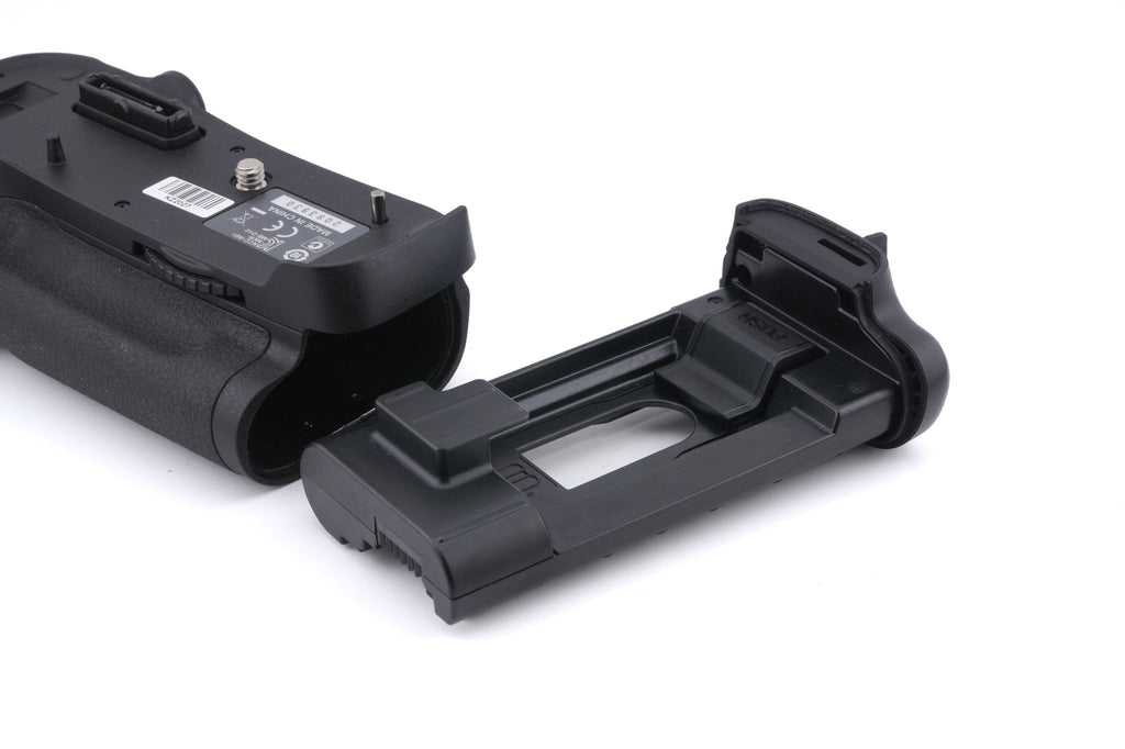 Nikon MB-D12 Multi Power Battery Pack