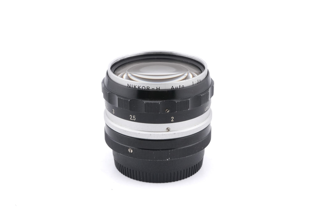 Nikon 28mm f3.5 Nikkor-H Auto Pre-AI