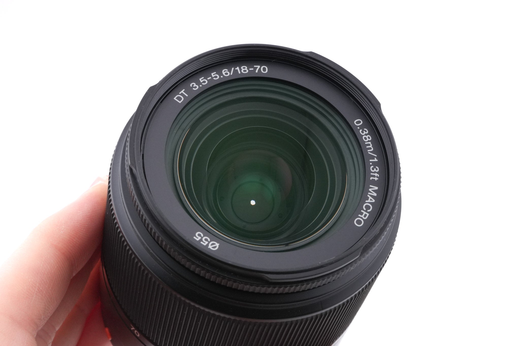 Sony 18-70mm f3.5-5.6 DT Macro (SAL1870)