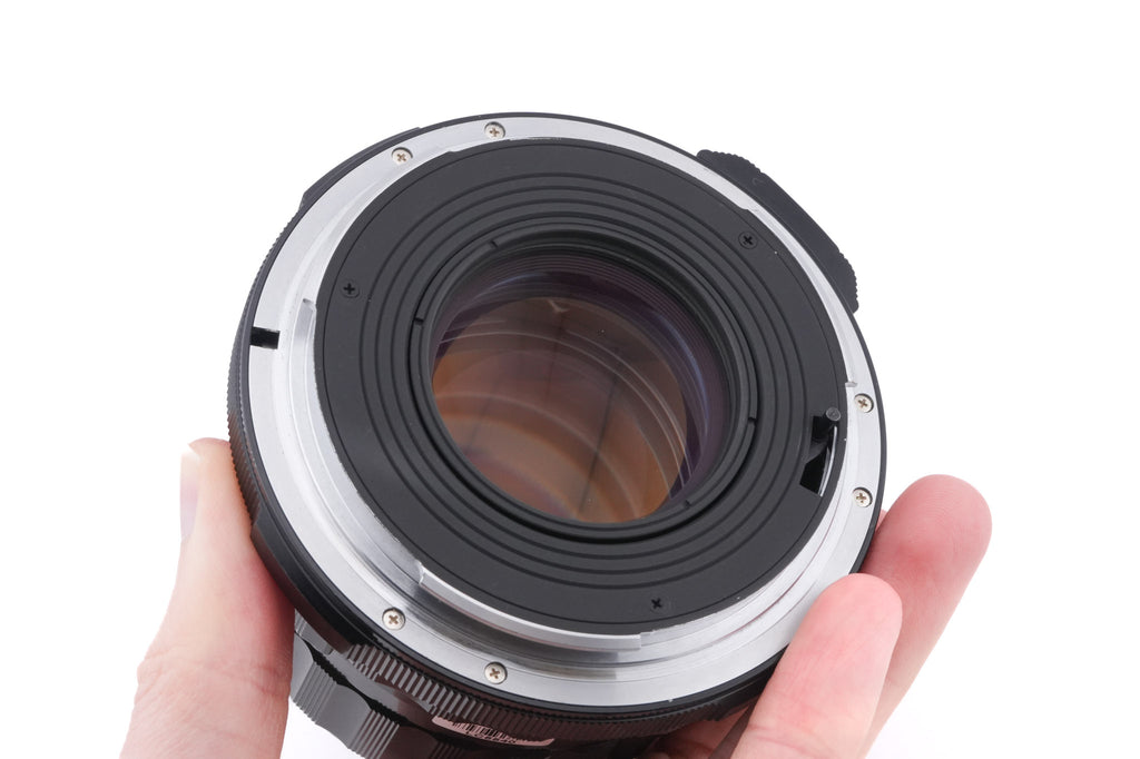 Pentax 105mm f2.4 Super-Multi-Coated Takumar 6X7