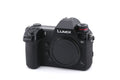 Panasonic Lumix DC-S1