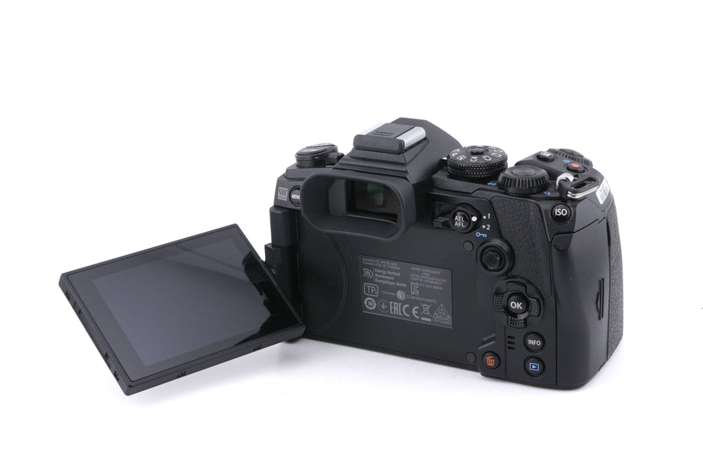 Olympus OM-D E-M1 Mark III + FL-LM3 Flash