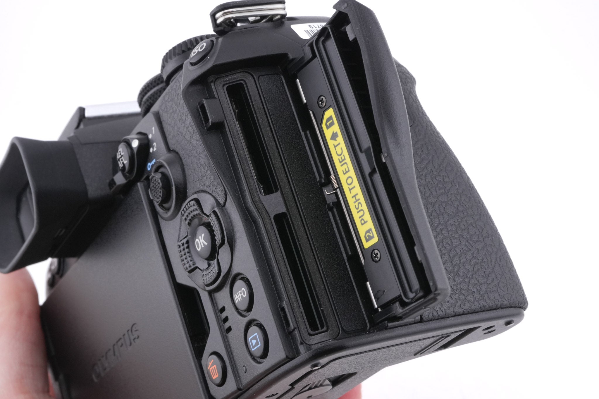 Olympus OM-D E-M1 Mark III + FL-LM3 Flash