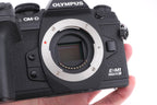 Olympus OM-D E-M1 Mark III + FL-LM3 Flash