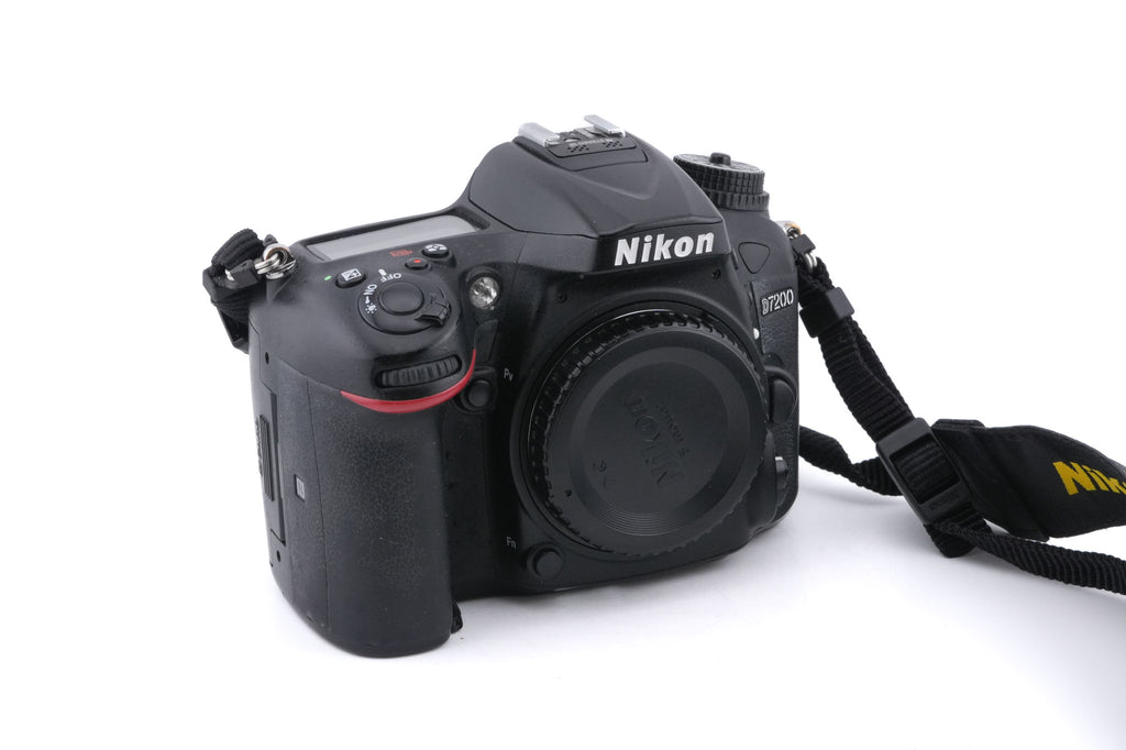 Nikon D7200