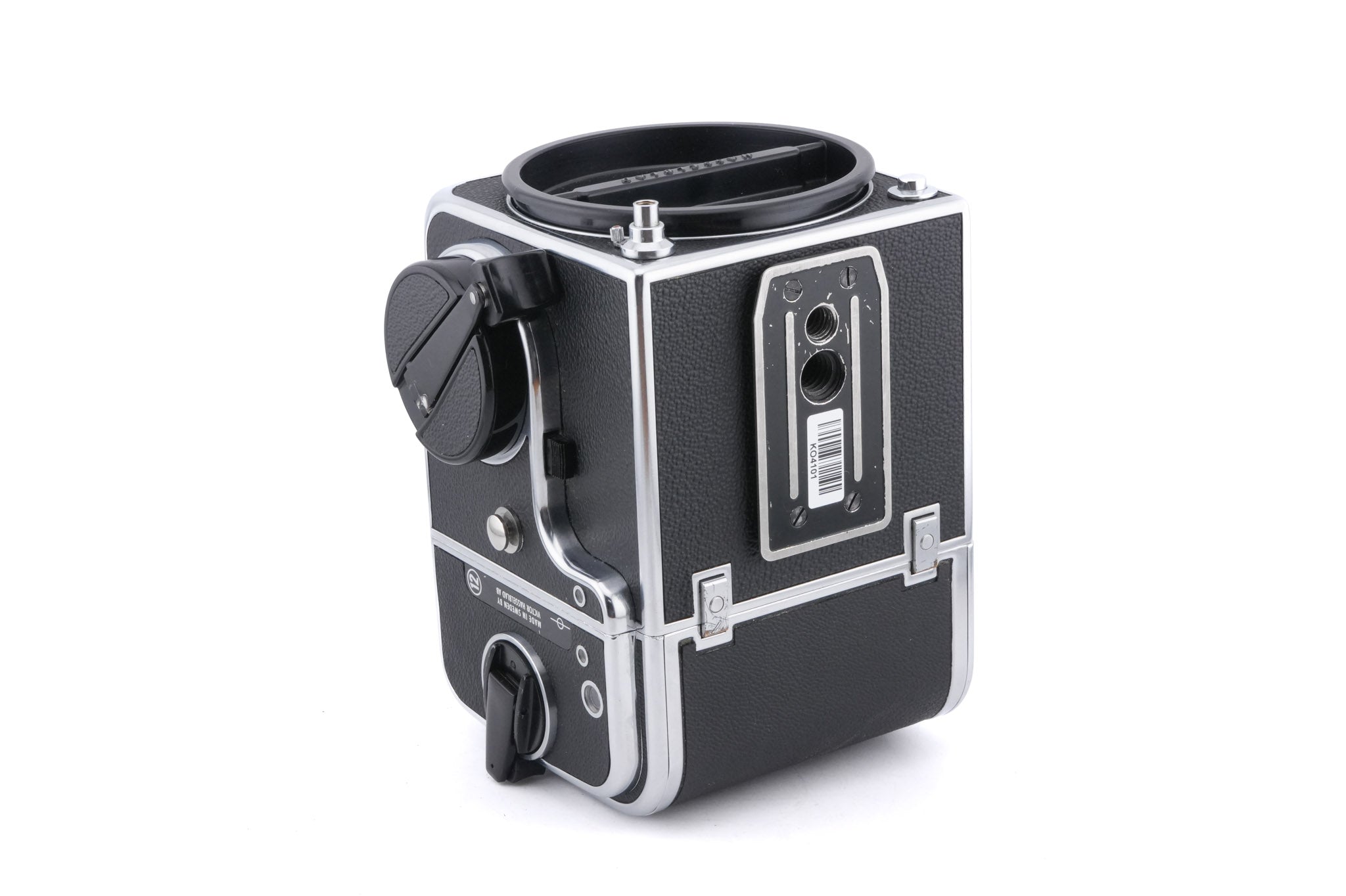 Hasselblad 500C/M (Silver, 10026) + Standard Focusing Screen (42161) + Waist Level Finder (Old / Silver, 42021) + A12 Film Magazine (Silver, 30074) + Rapid Winding Crank (Black / 44032)