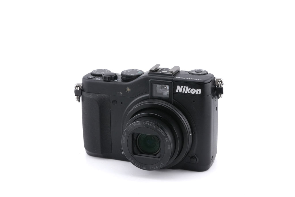 Nikon Coolpix P7000