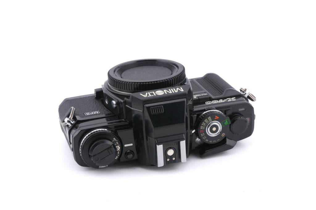 Minolta X-700