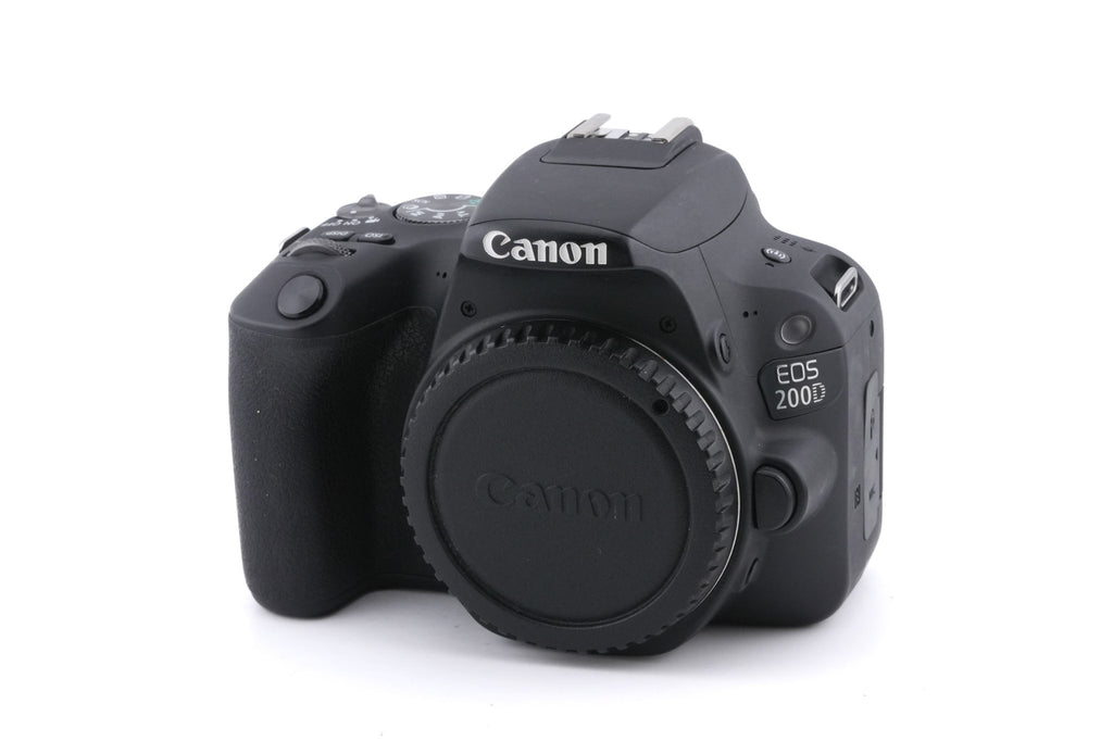 Canon EOS 200D