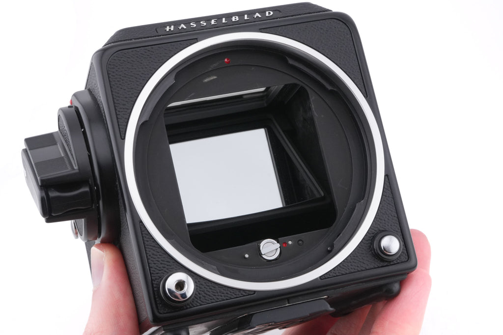 Hasselblad 501C (11045) + Waist Level Finder (New / Black, 42323) + Acute Matte D Standard Focusing Screen (42204)