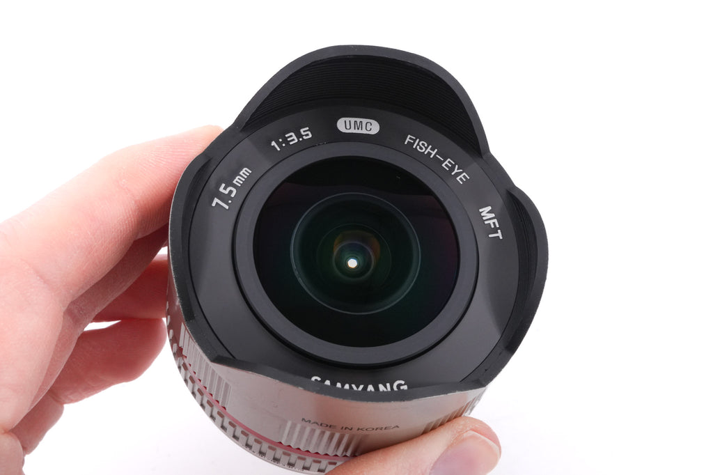 Samyang 7.5mm f3.5 UMC Fish-Eye
