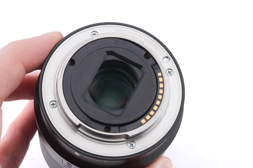Sony 16-70mm f4 Vario-Tessar T* ZA OSS (SEL1670Z)