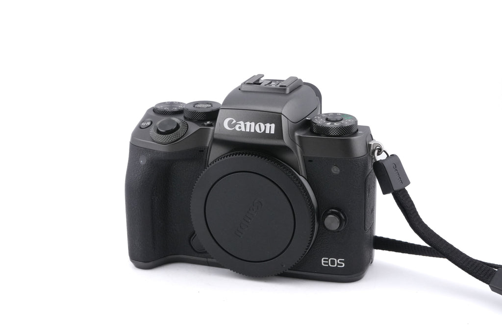 Canon EOS M5