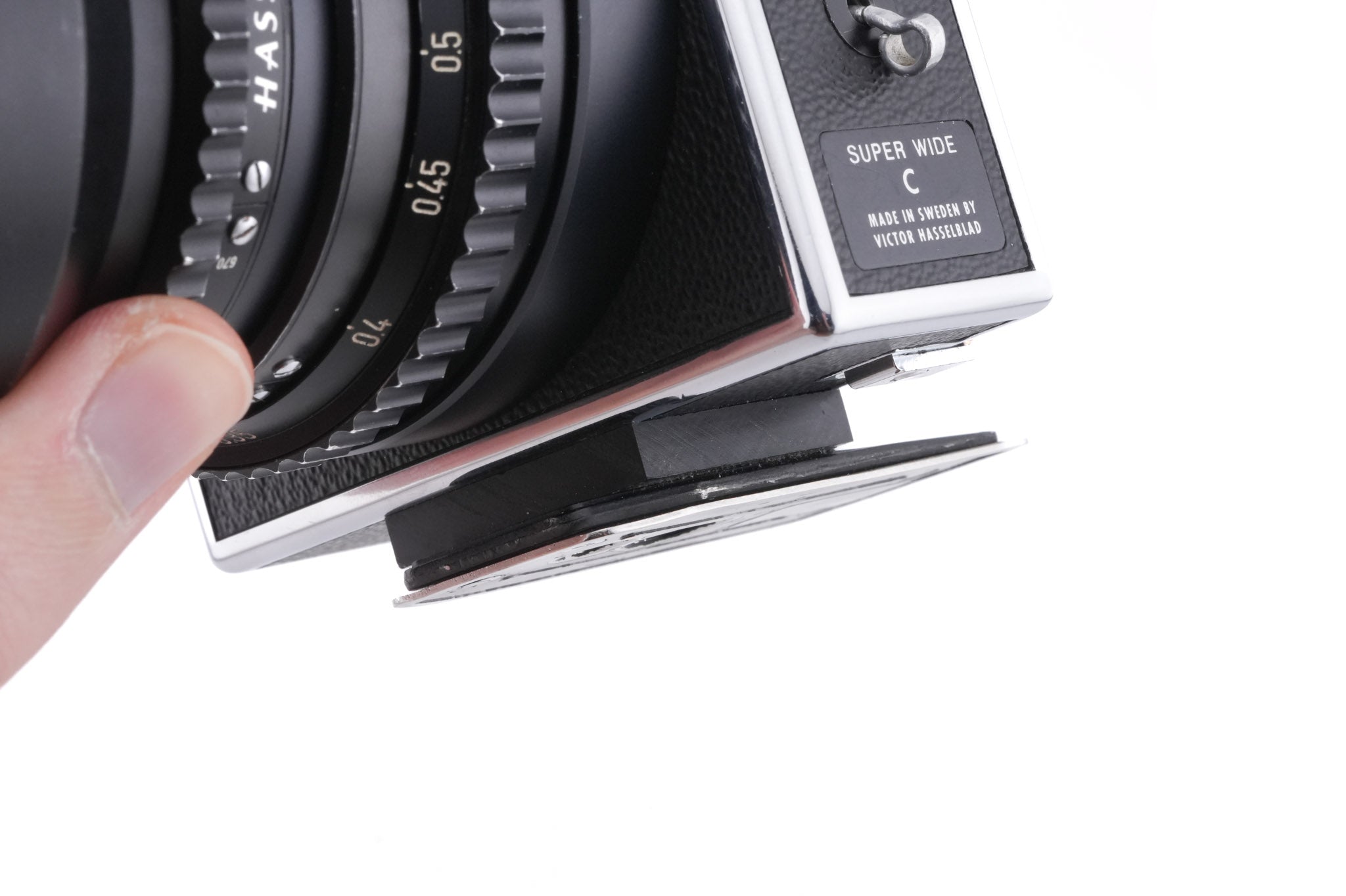 Hasselblad Super Wide C (SWC) (Silver, 10049) + A12 Film Magazine (Silver, 30074) + SWC Viewfinder (52035/TISOC)