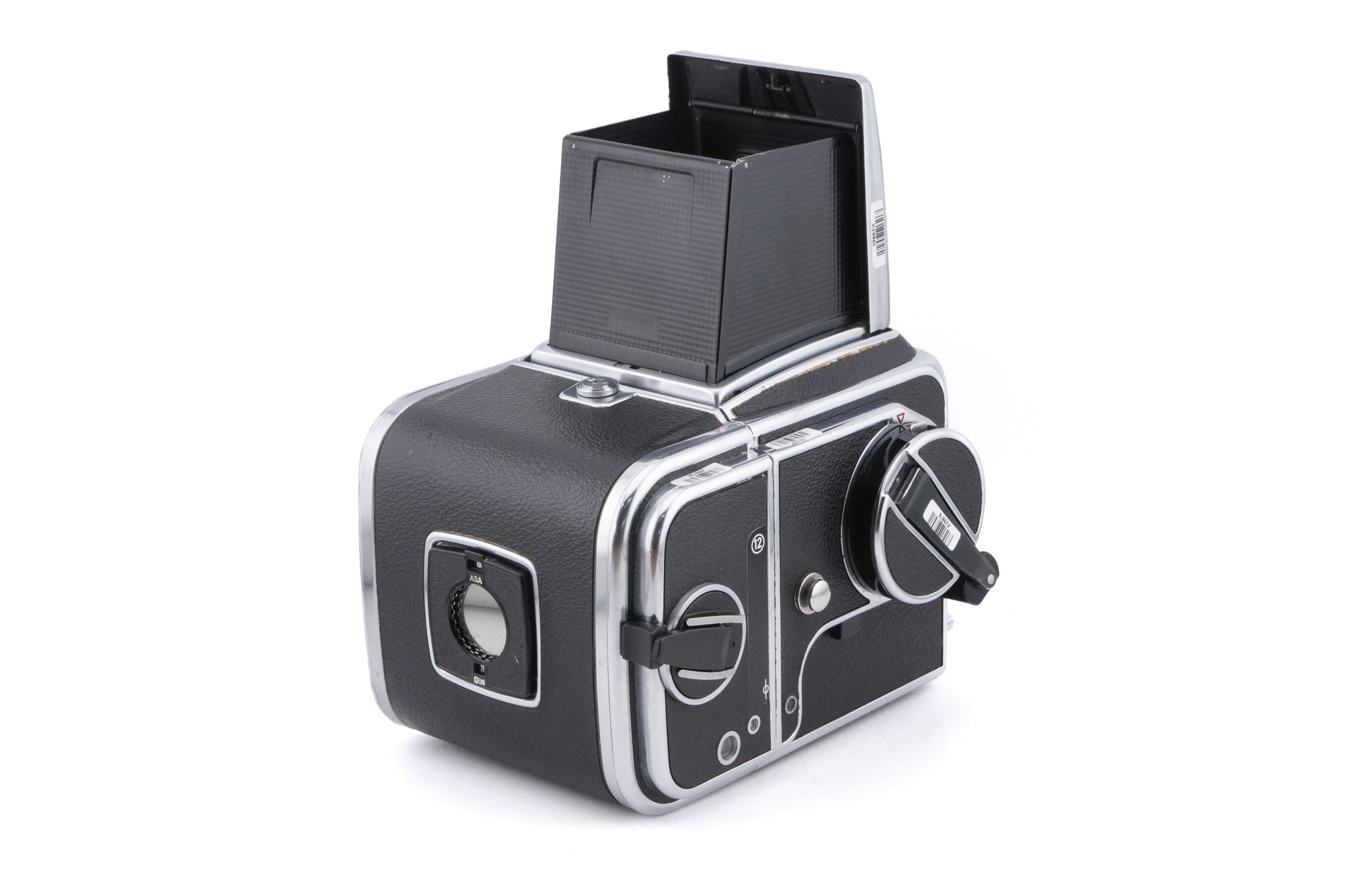Hasselblad 500C/M (Silver, 10026) + Rapid Winding Crank (Chrome, 44016/TIRFC) + Standard Focusing Screen (42161) + A12 Film Magazine (Silver, 30074) + Waist Level Finder (Old / Silver, 42021)