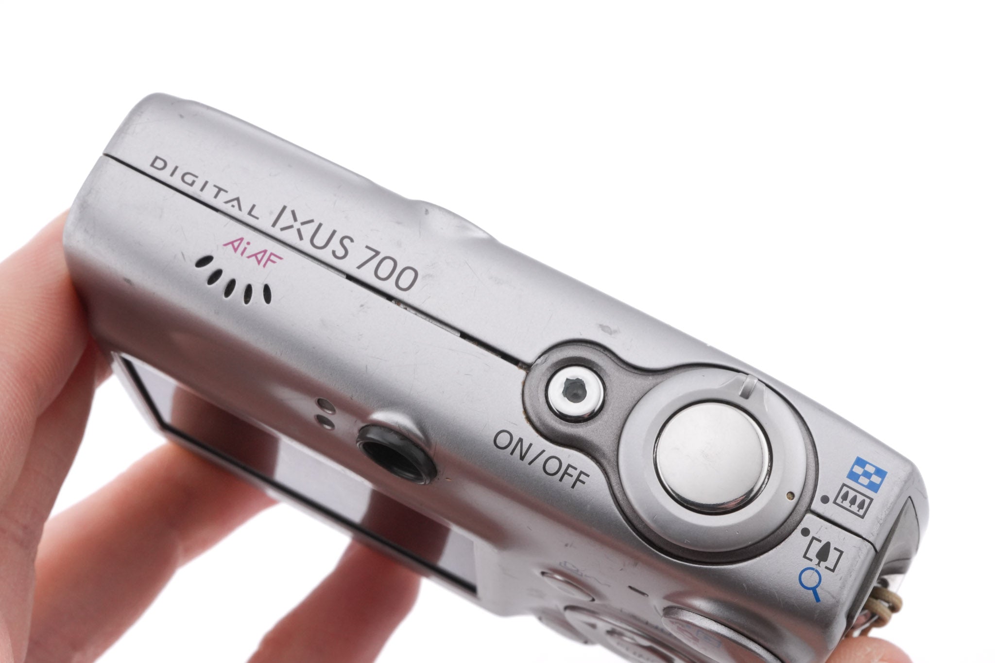 Canon IXUS 700