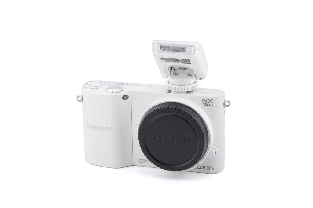Samsung NX1000 + SEF8A Flash
