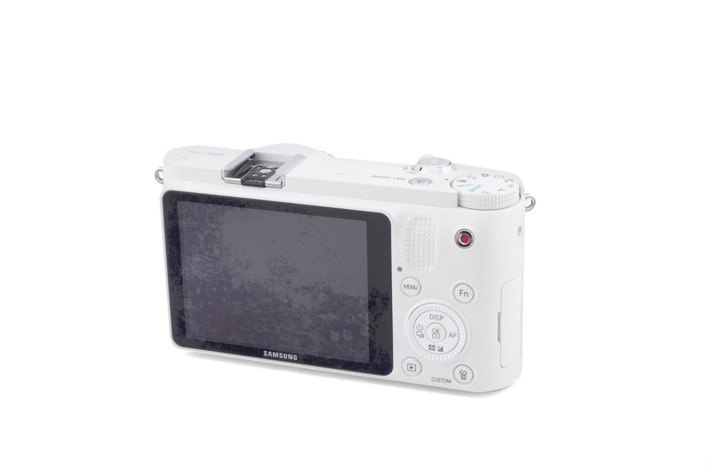 Samsung NX1000 + SEF8A Flash