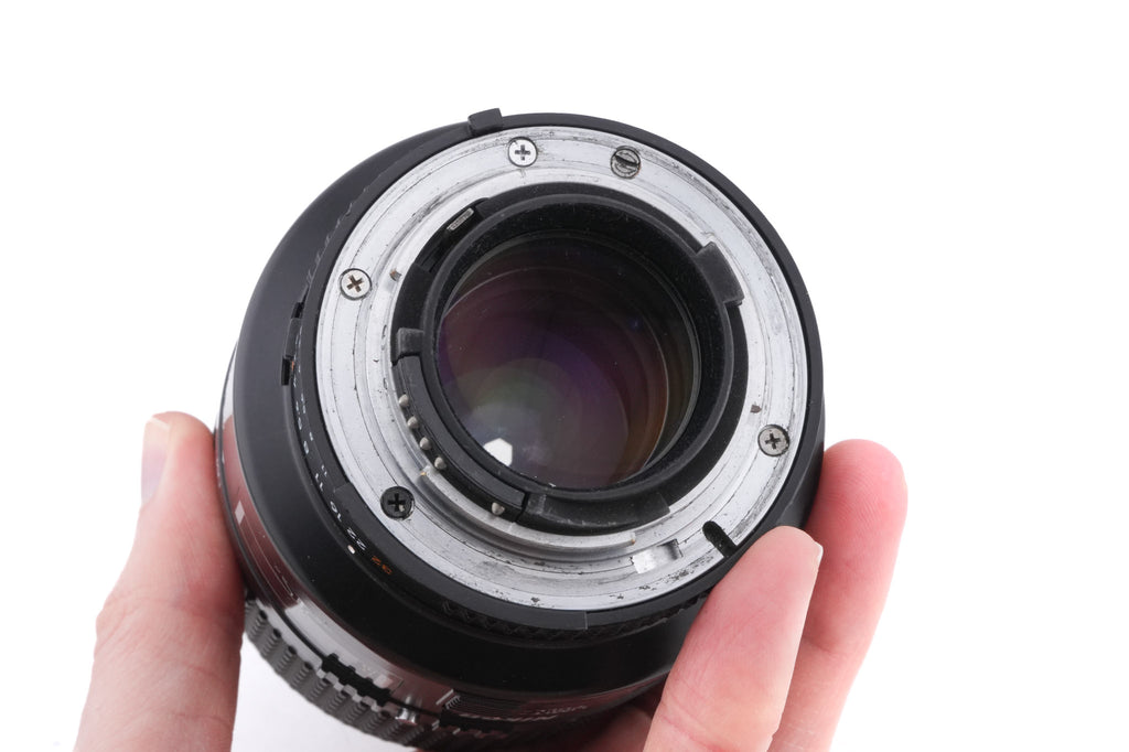 Nikon 105mm f2.8 AF Micro Nikkor