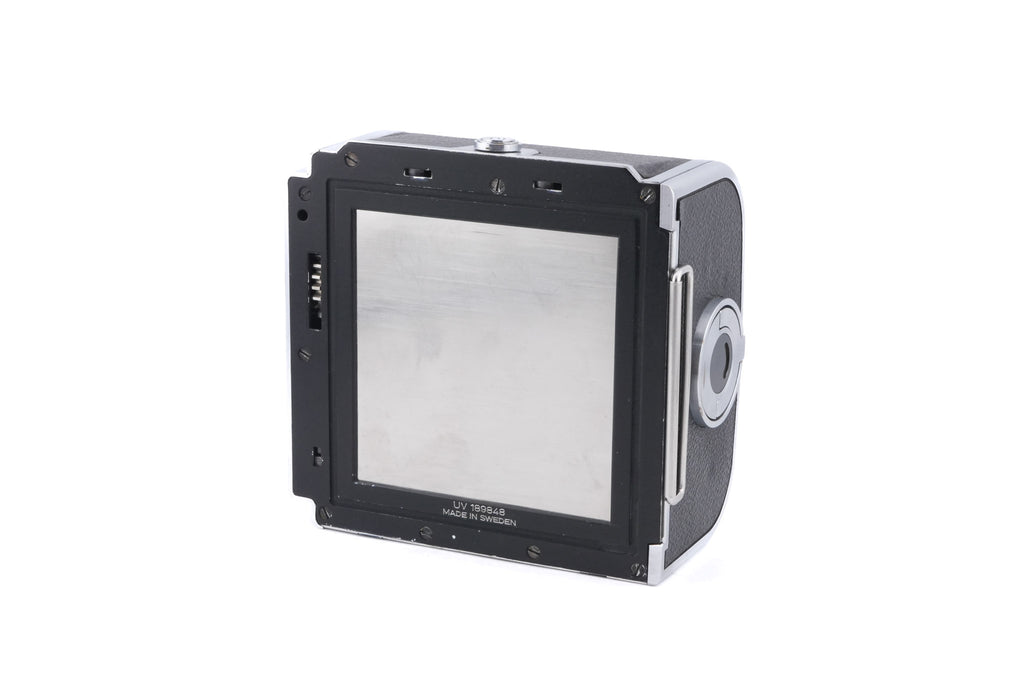 Hasselblad 500C/M (Silver, 10026) + Waist Level Finder (Old / Silver, 42021) + Rapid Winding Crank (44040) + A12 Film Magazine (Silver, 30074) + Standard Focusing Screen (42161)
