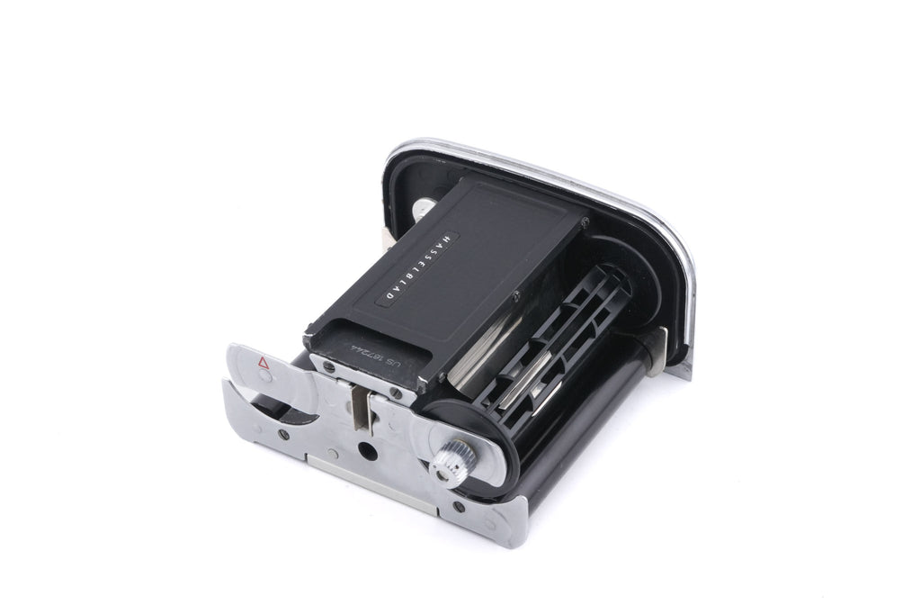 Hasselblad 500C/M (Silver, 10026) + Waist Level Finder (Old / Silver, 42021) + Rapid Winding Crank (44040) + A12 Film Magazine (Silver, 30074) + Standard Focusing Screen (42161)