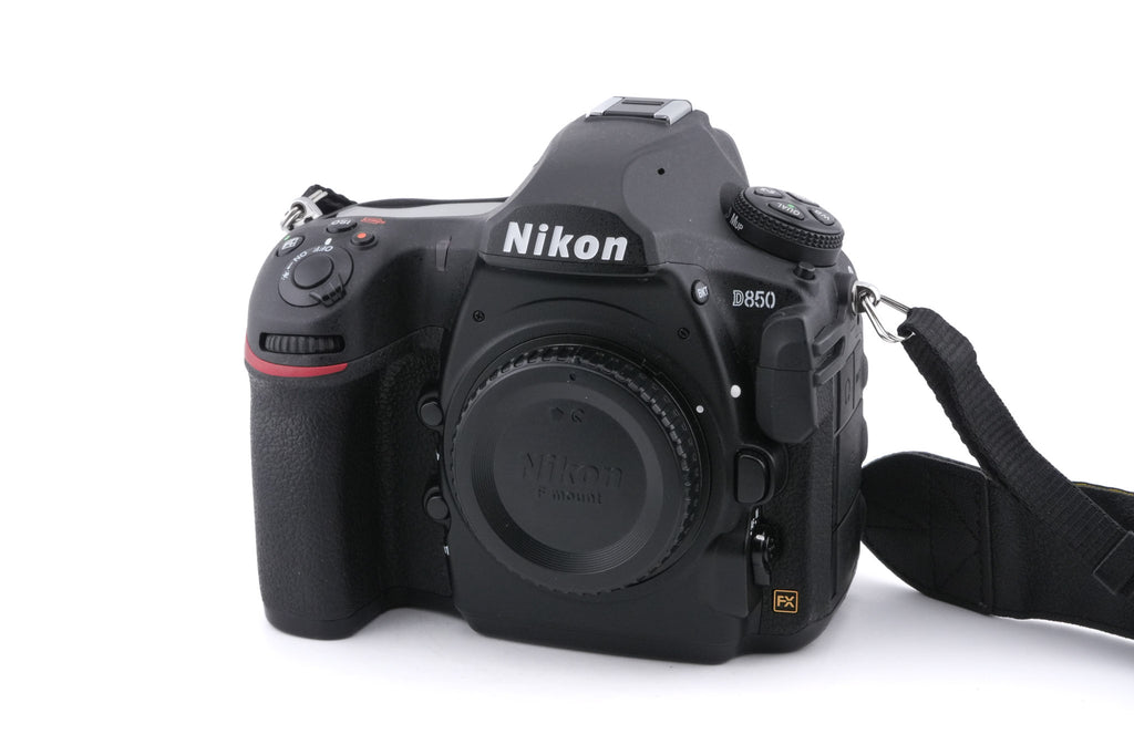 Nikon D850