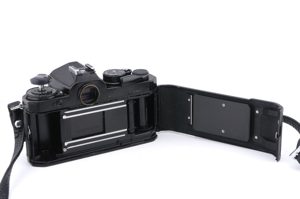 Nikon FE