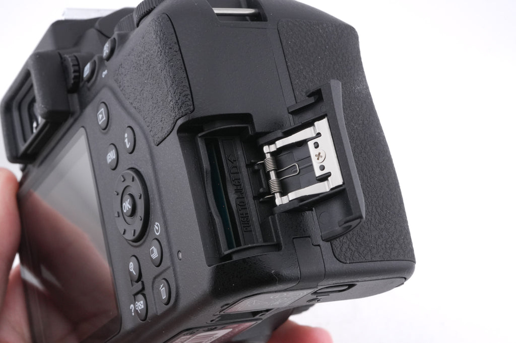 Nikon D3500