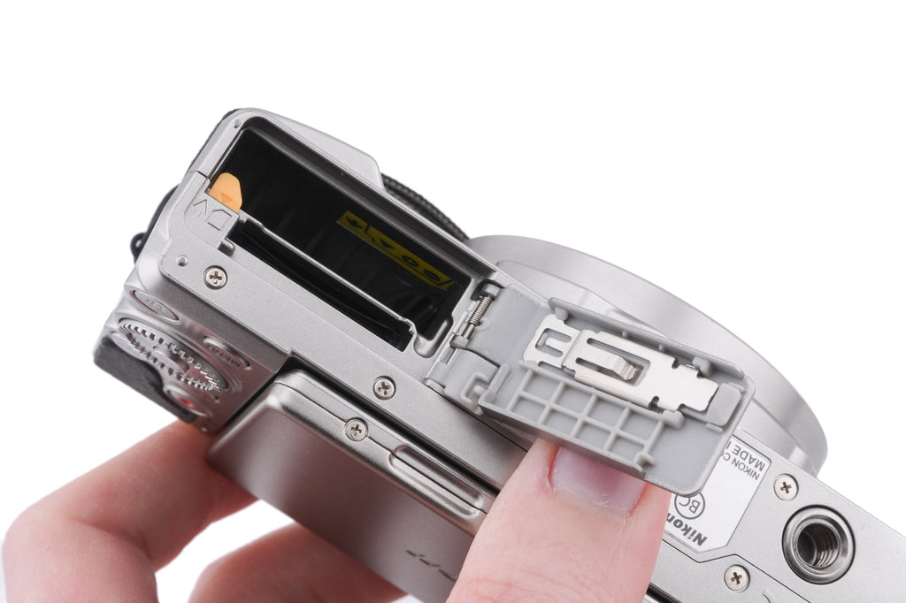 Nikon Coolpix S9900