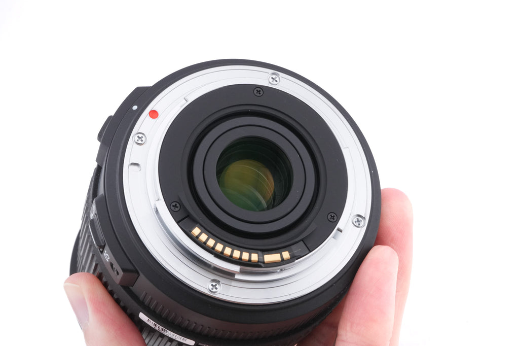Sigma 18-200mm f3.5-6.3 DC OS