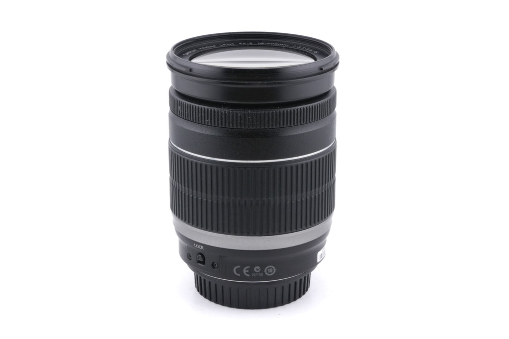 Canon 18-200mm f3.5-5.6 IS