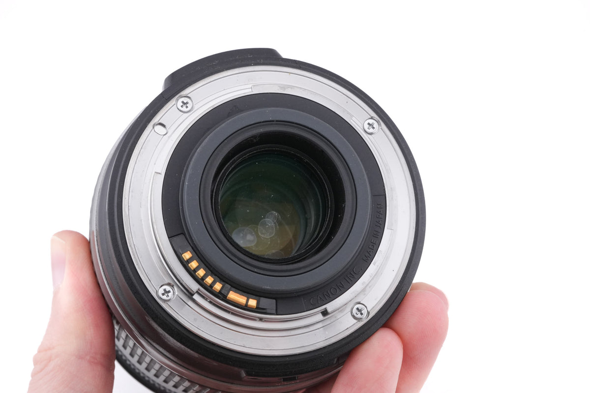 Canon 18-200mm f3.5-5.6 IS