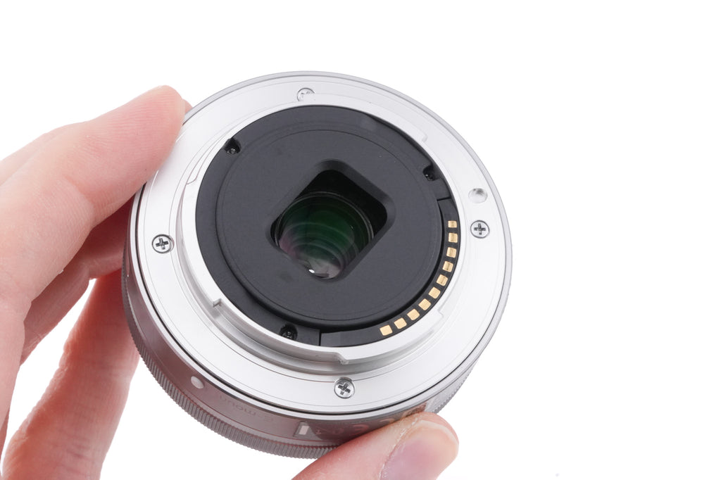 Sony 16mm f2.8 (SEL16F28)