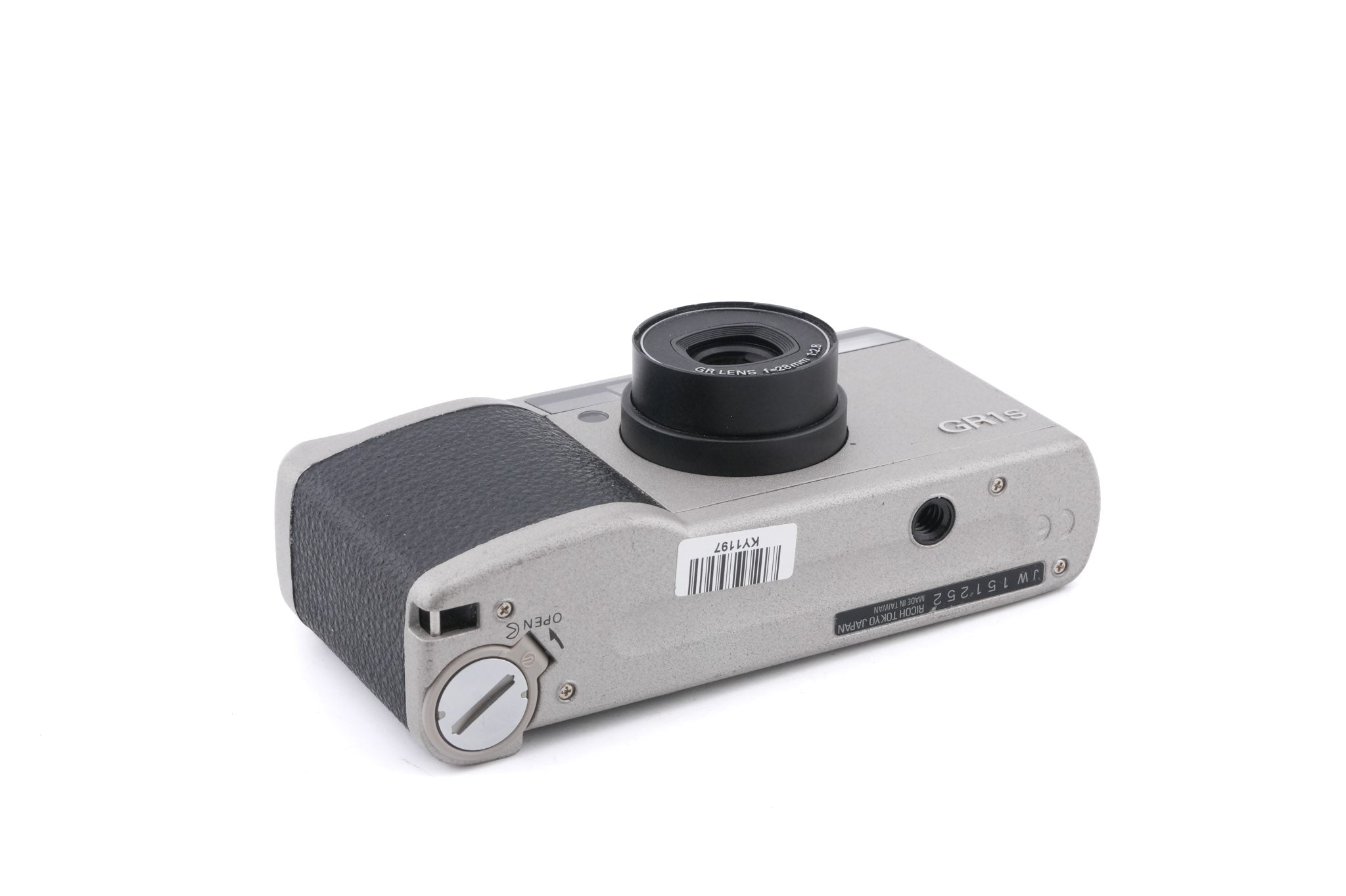 Ricoh GR1s + GR1 Lens Hood