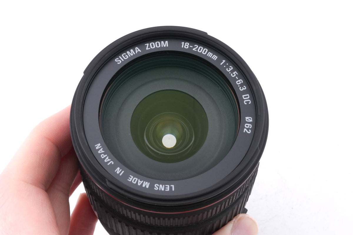 Sigma 18-200mm f3.5-6.3 DC