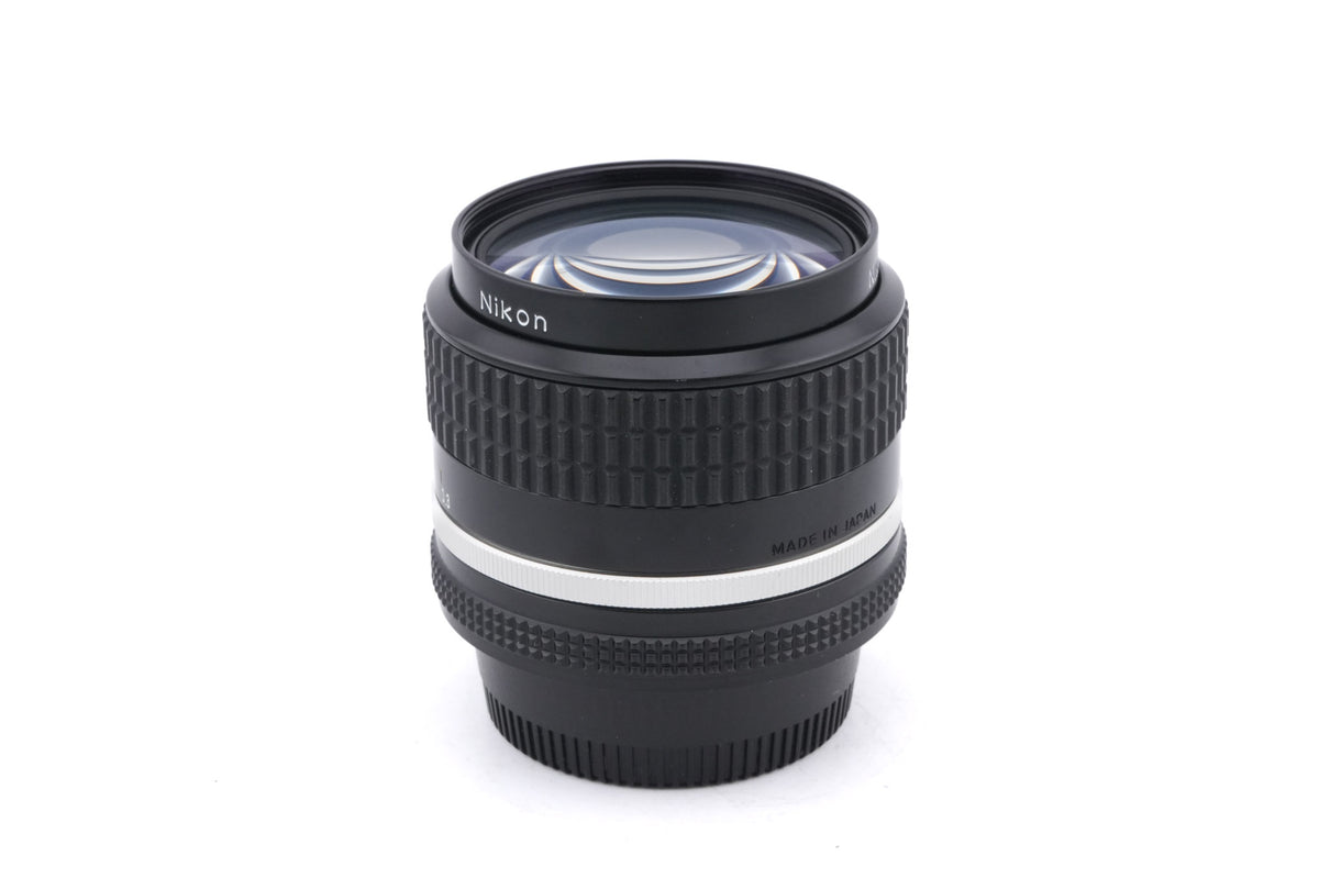 Nikon 35mm f2 Nikkor AI-S