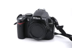 Nikon D3000